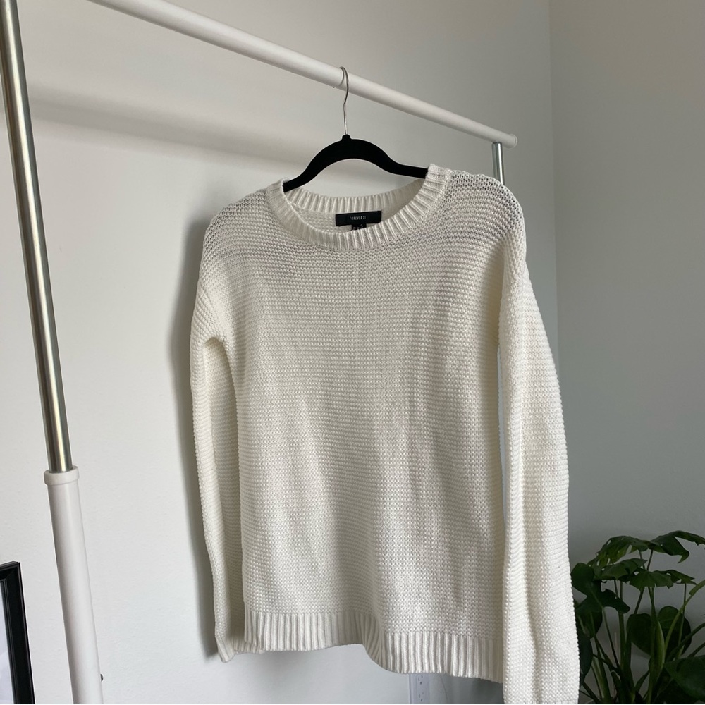 ☁️ Forever 21 Comfy Knit Sweater